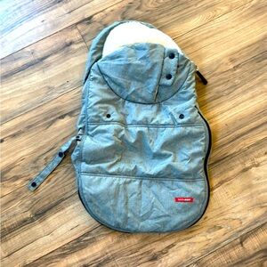 Skip Hop Winter Car Seat Cover! EUC